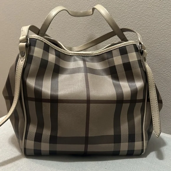 Burberry Cantebury Smoke Check Gray Plaid Tote with Cream Handles Preloved! - Picture 10 of 13